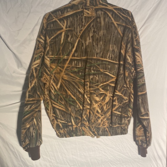 Mossyoak camouflage hunting coat - Picture 3 of 3